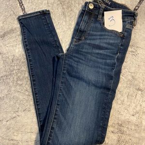Women’s American Eagle hi-rise jeggings